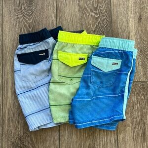 Hurley toddler boys swim shorts 3 pack Gently Used. 3T/4T